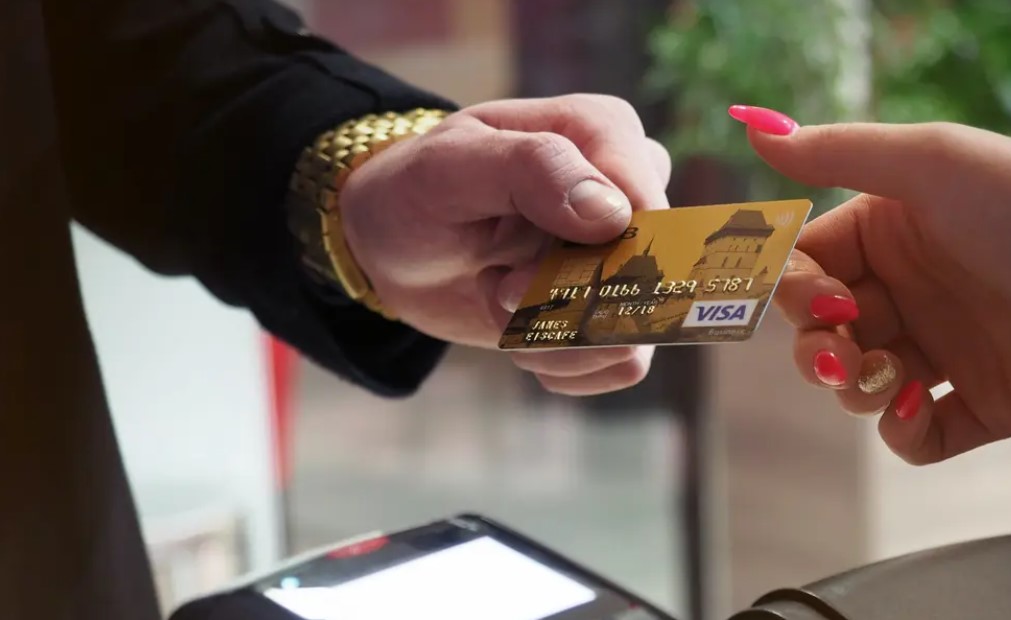 Debit-BCA-Mastercard-Platinum-What-Makes-It-Special