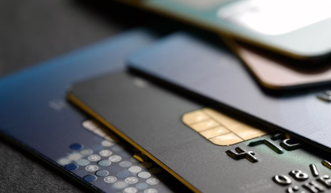 How-to-Choose-the-Right-Credit-Card-for-Balance-Transfers