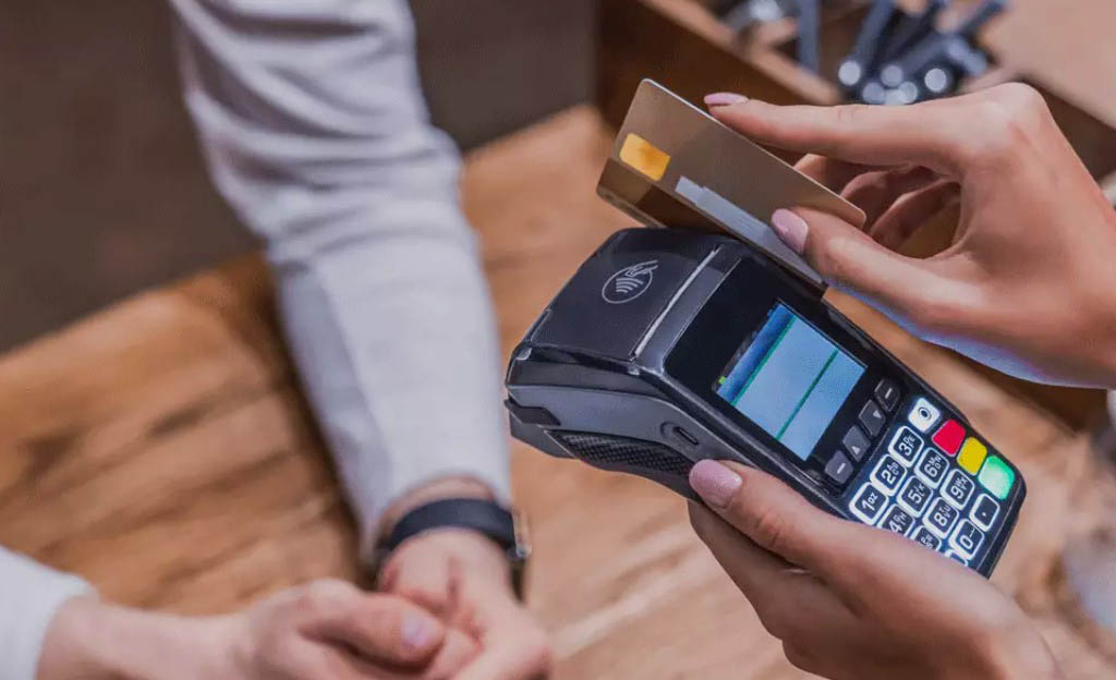 Real-World-Examples-Union-Bank-Credit-Cards-vs-Competitors